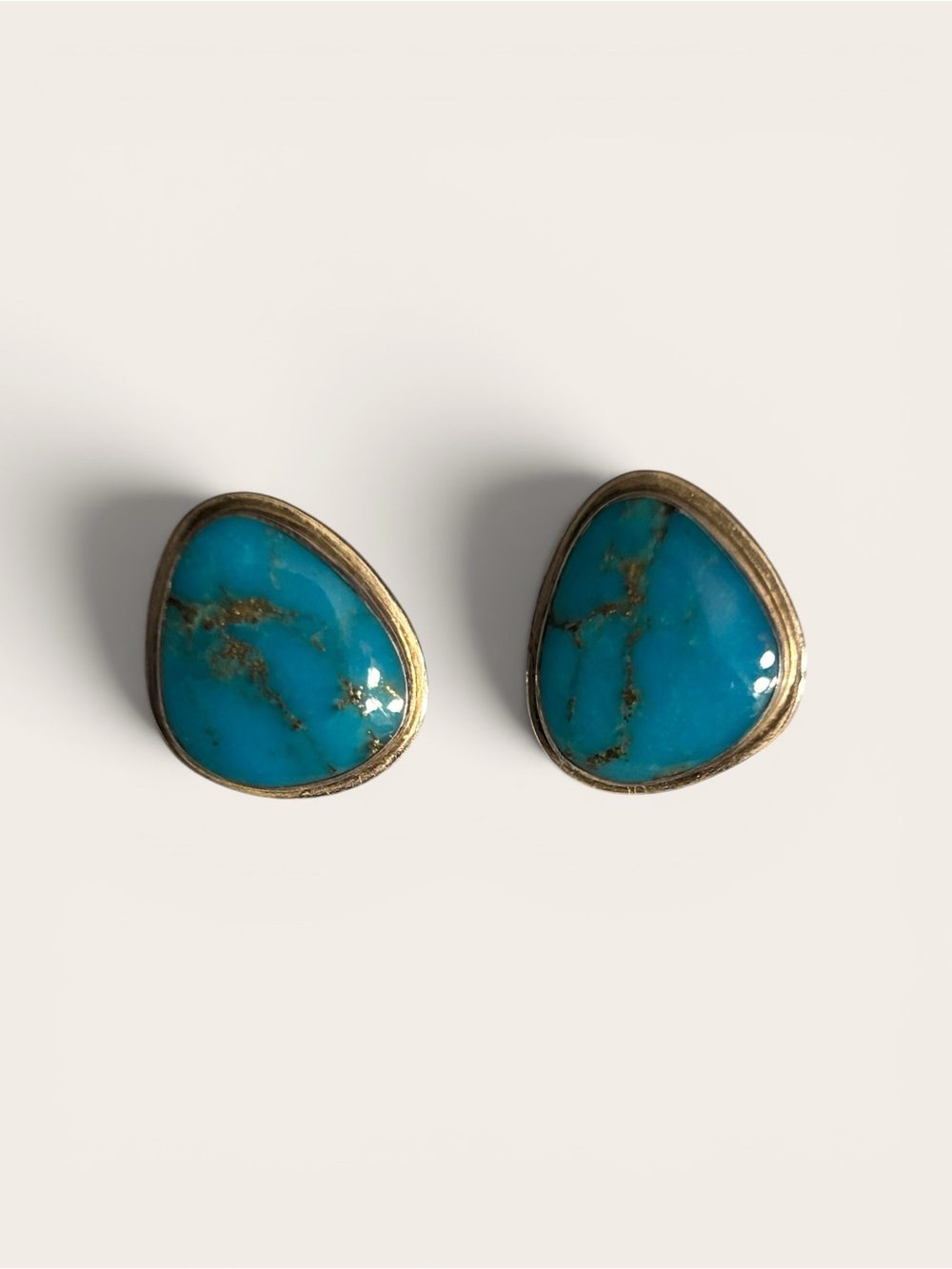 Beautiful J E stud teardrop turquoise earrings .925 SS